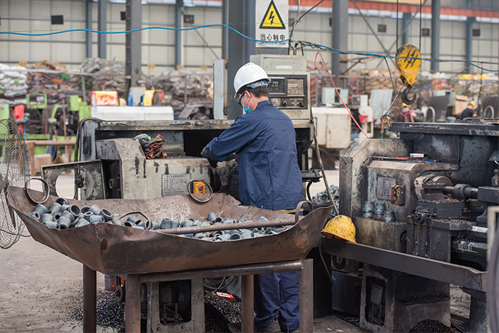 山东网架锥头车间